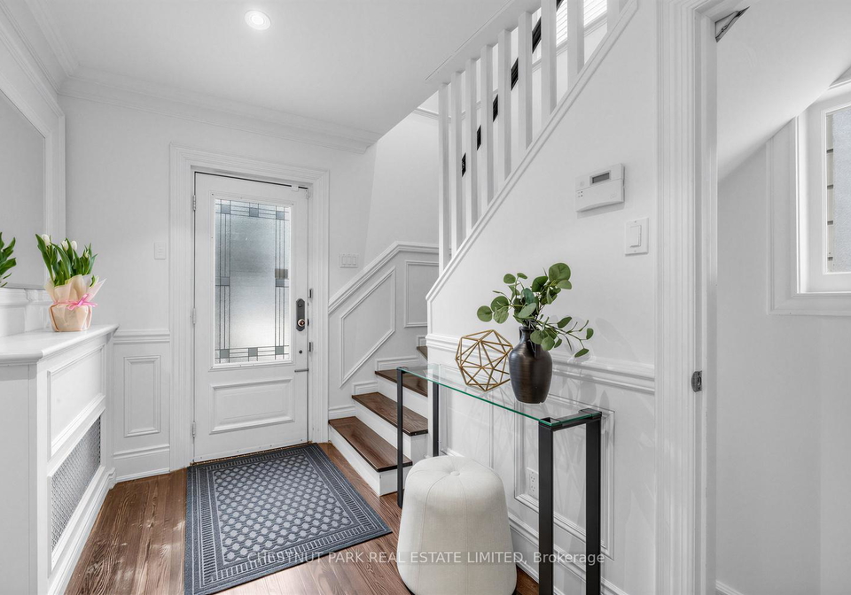 122-randolph-road-east-york-ontario-c13163458