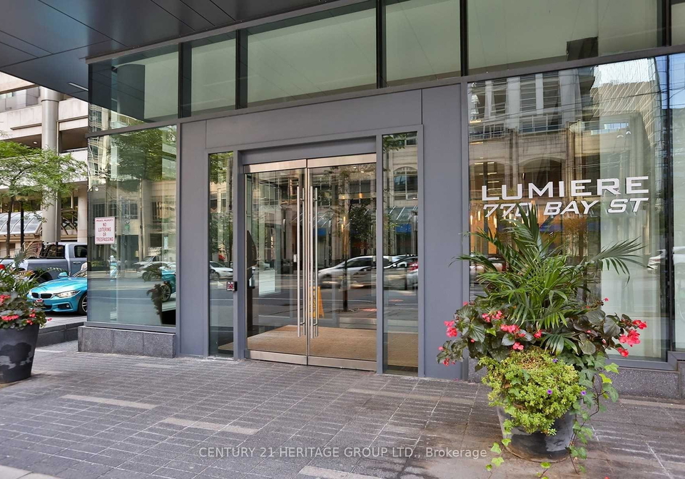 770-bay-street-toronto-ontario-c13163690