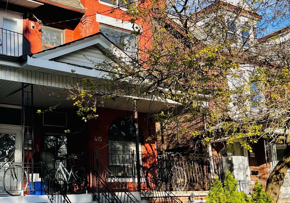 415-manning-avenue-toronto-ontario-c13163894