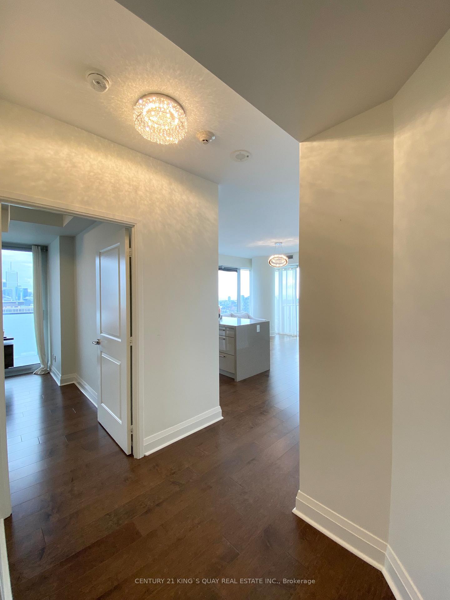 1080-bay-street-toronto-ontario-c13163900