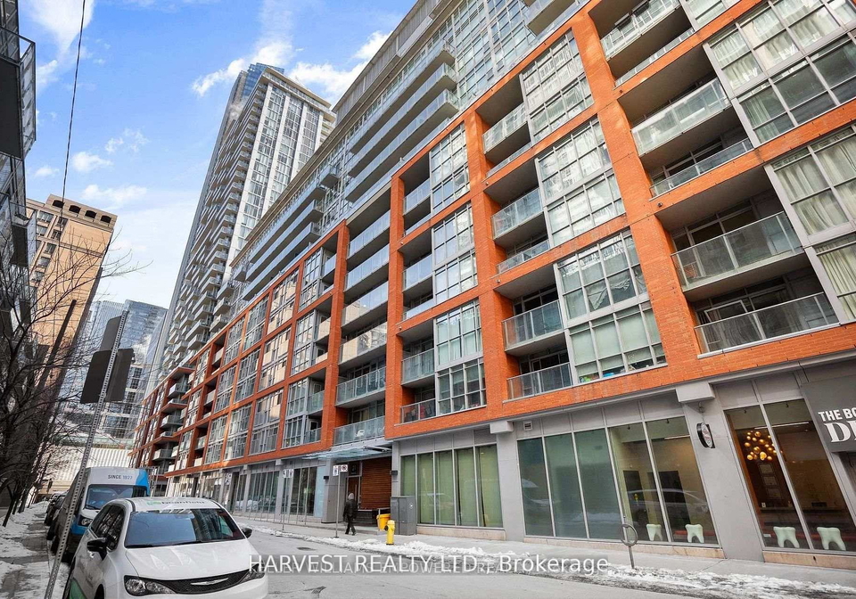 21-nelson-street-toronto-ontario-c13163926