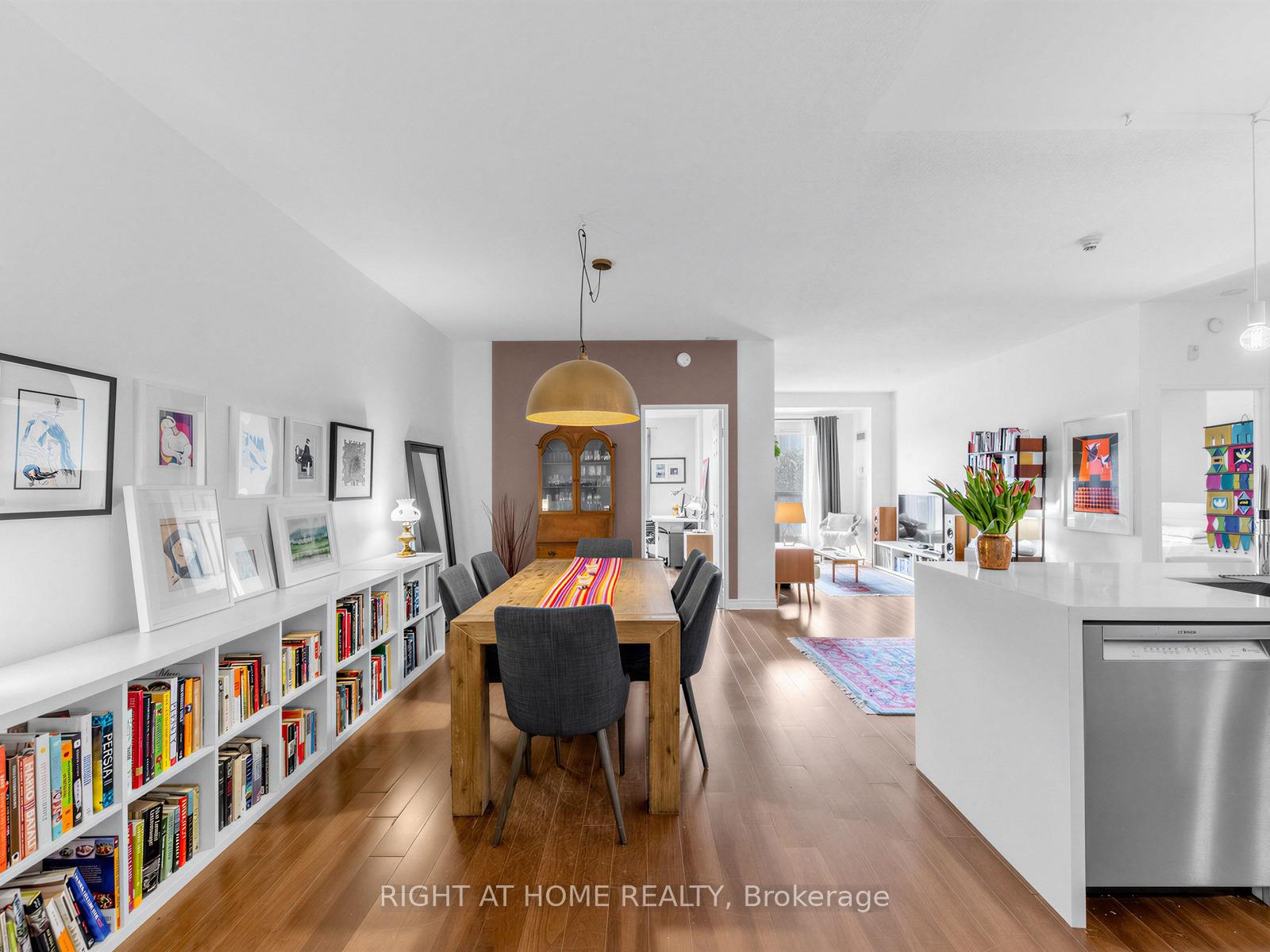 11-christie-street-toronto-ontario-c13164020