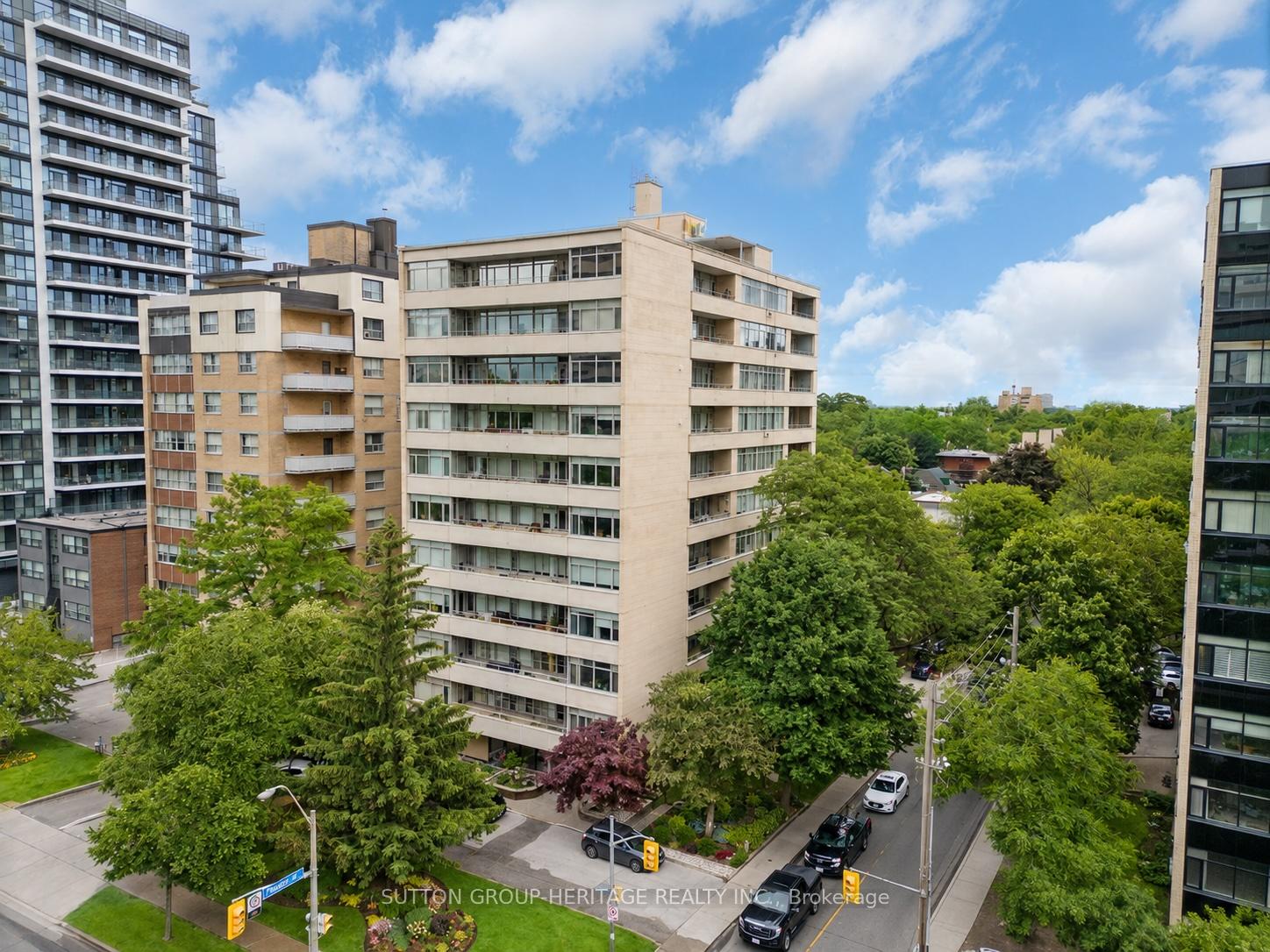 581-avenue-road-toronto-ontario-c13164034