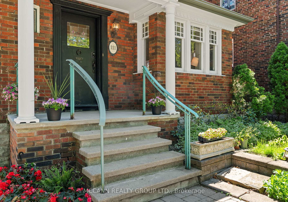 111-chudleigh-avenue-toronto-ontario-c13164068