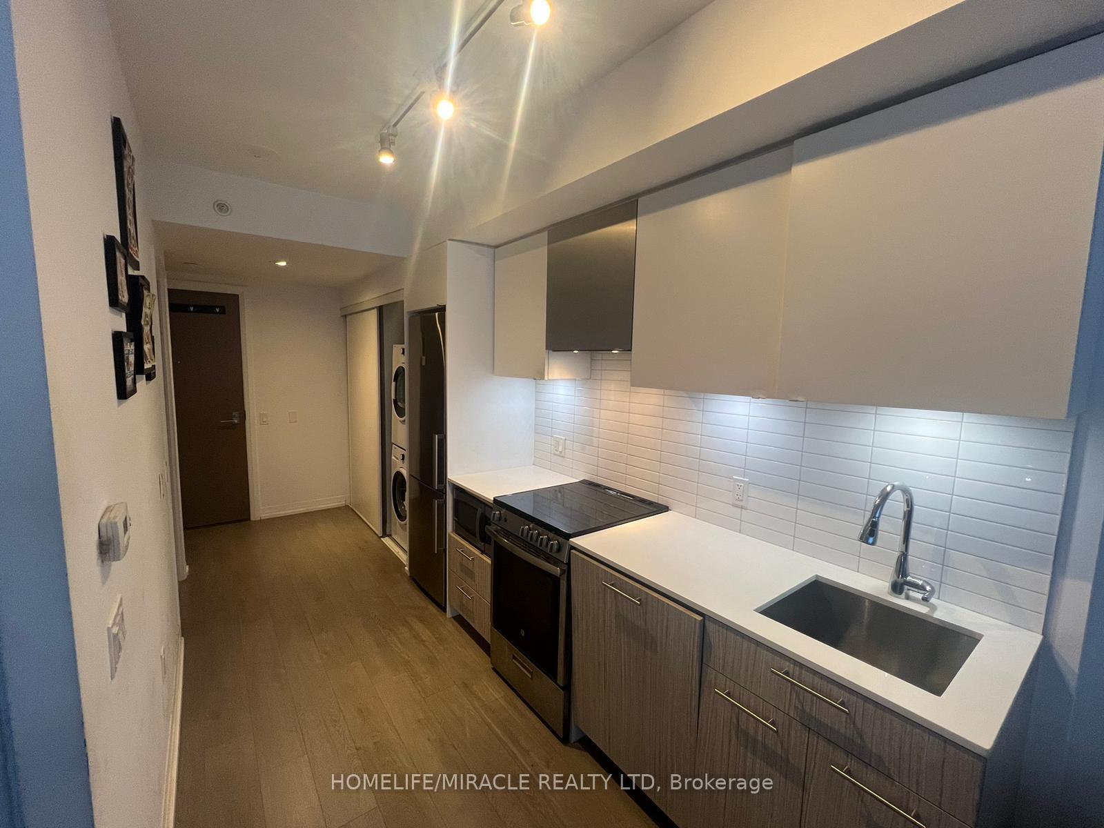 251-jarvis-street-toronto-ontario-c13164090