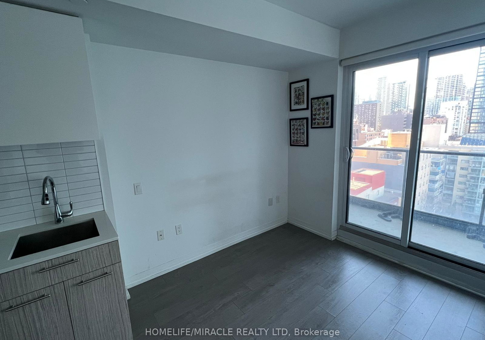 251-jarvis-street-toronto-ontario-c13164090