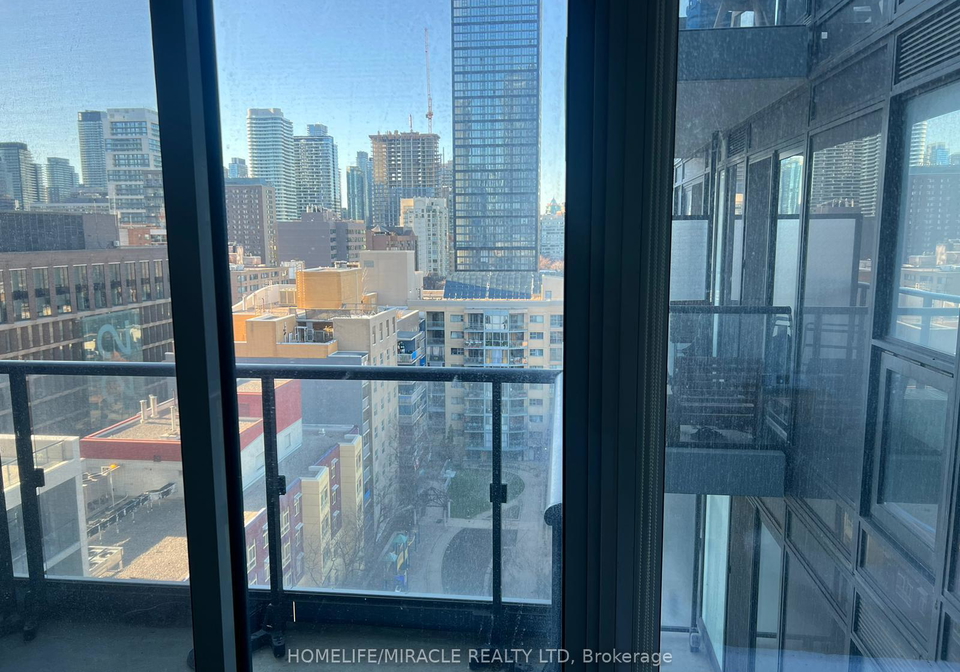 251-jarvis-street-toronto-ontario-c13164090