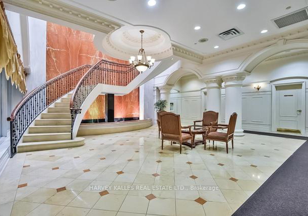 880-grandview-way-north-york-ontario-c13164238