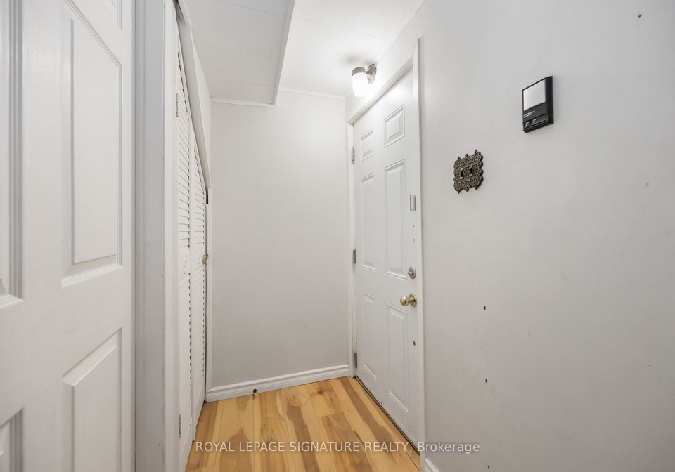 133-shawnee-circle-north-york-ontario-c13164272
