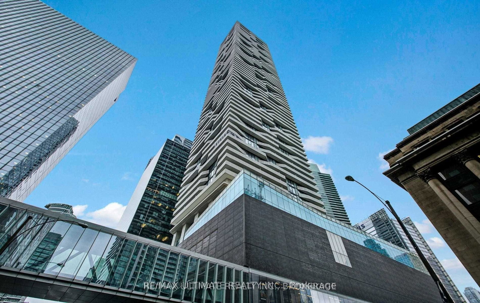88-harbour-street-toronto-ontario-c13164356