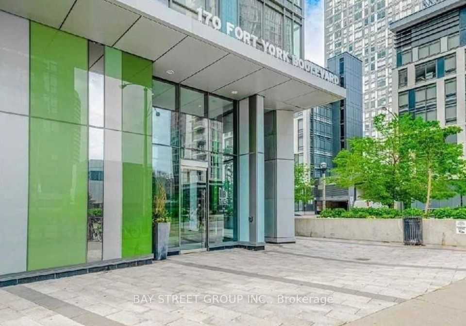 170-fort-york-boulevard-toronto-ontario-c13164580