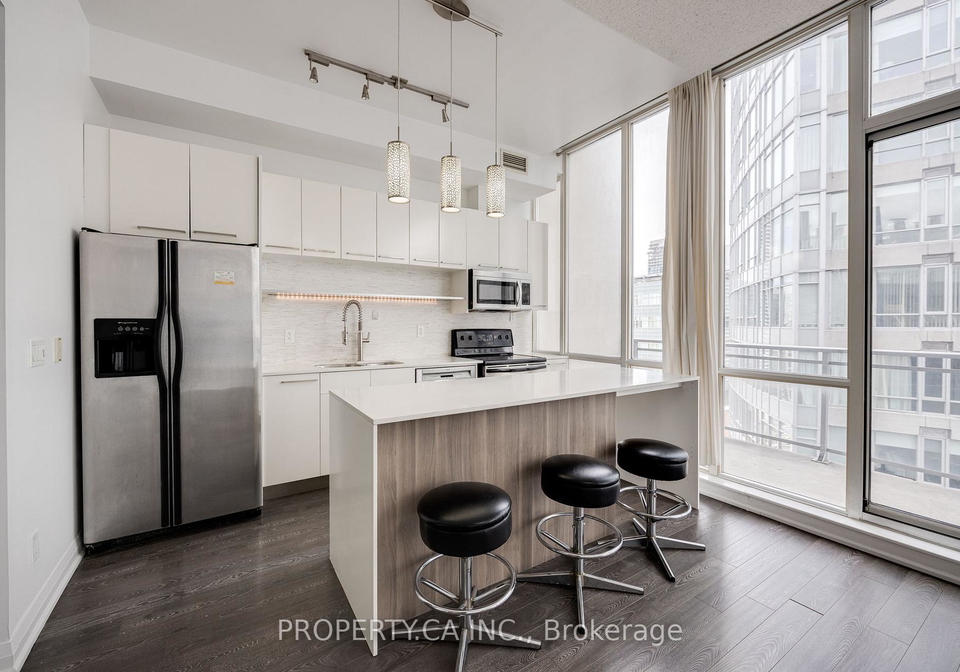 220-victoria-street-toronto-ontario-c13164892