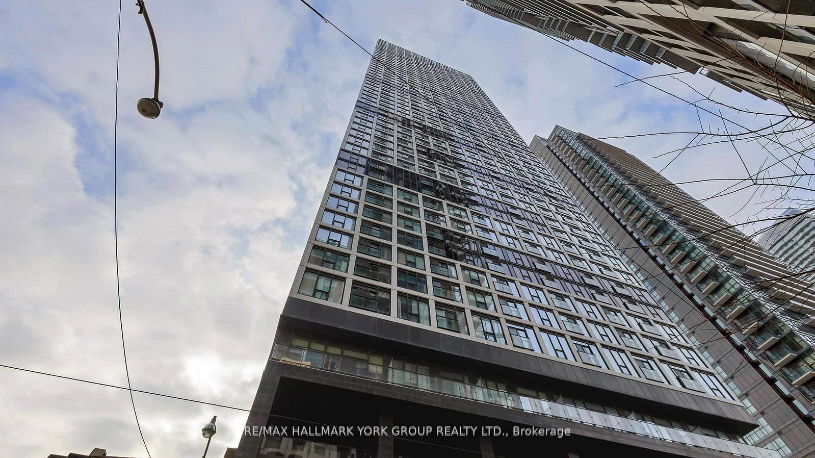 181-dundas-street-toronto-ontario-c13164930