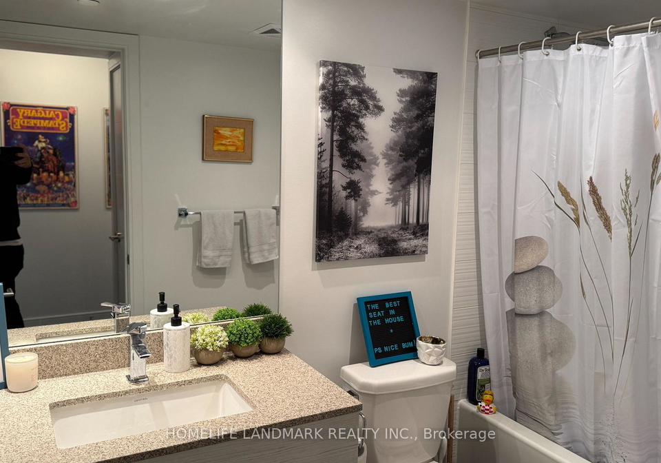 525-adelaide-street-w-toronto-ontario-c13165030