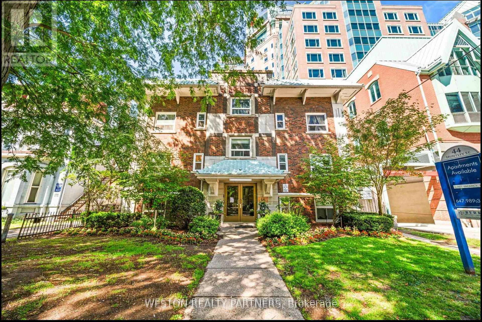 44-huntley-street-toronto-ontario-c13165214