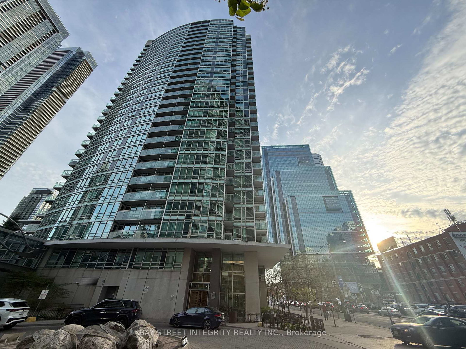 381-front-street-toronto-ontario-c13165318