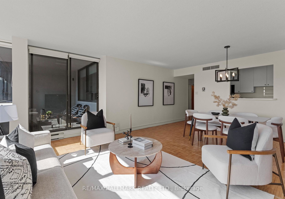 914-yonge-street-toronto-ontario-c13165406