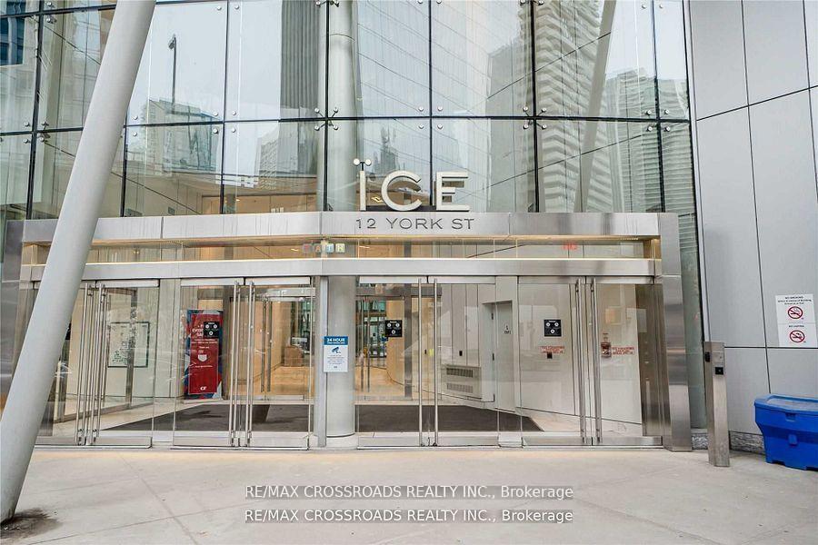 12-york-street-toronto-ontario-c13165426