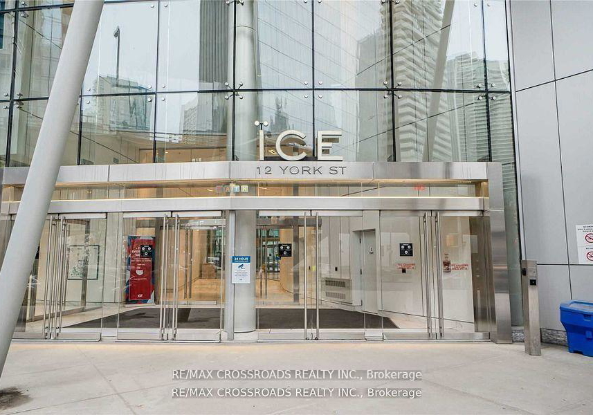 12-york-street-toronto-ontario-c13165426