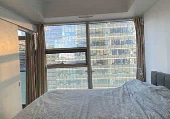 12-york-street-toronto-ontario-c13165426