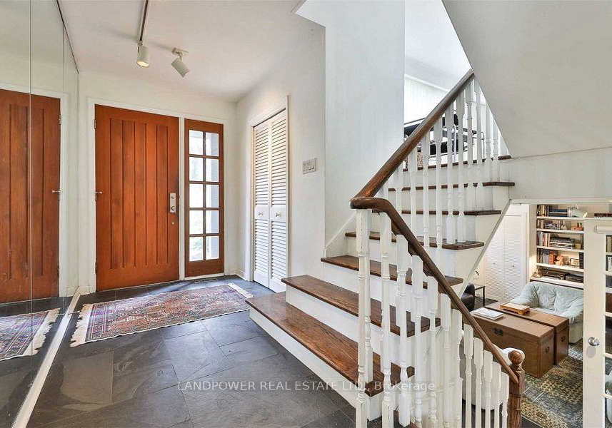 9-alderdale-court-north-york-ontario-c13165520