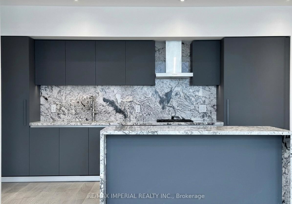 1315-bay-street-toronto-ontario-c13165584