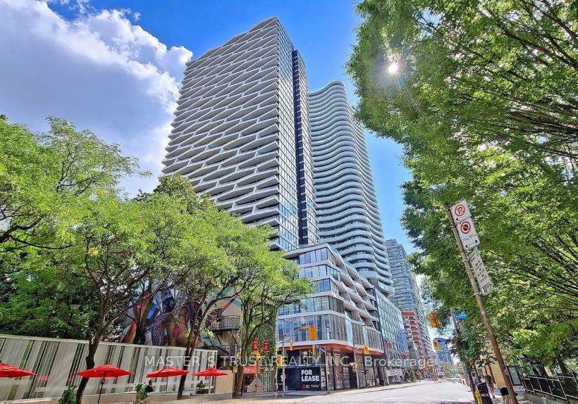 85-wood-street-toronto-ontario-c13165604