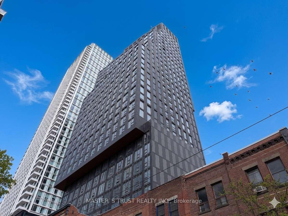 100-queen-street-e-toronto-ontario-c13165606