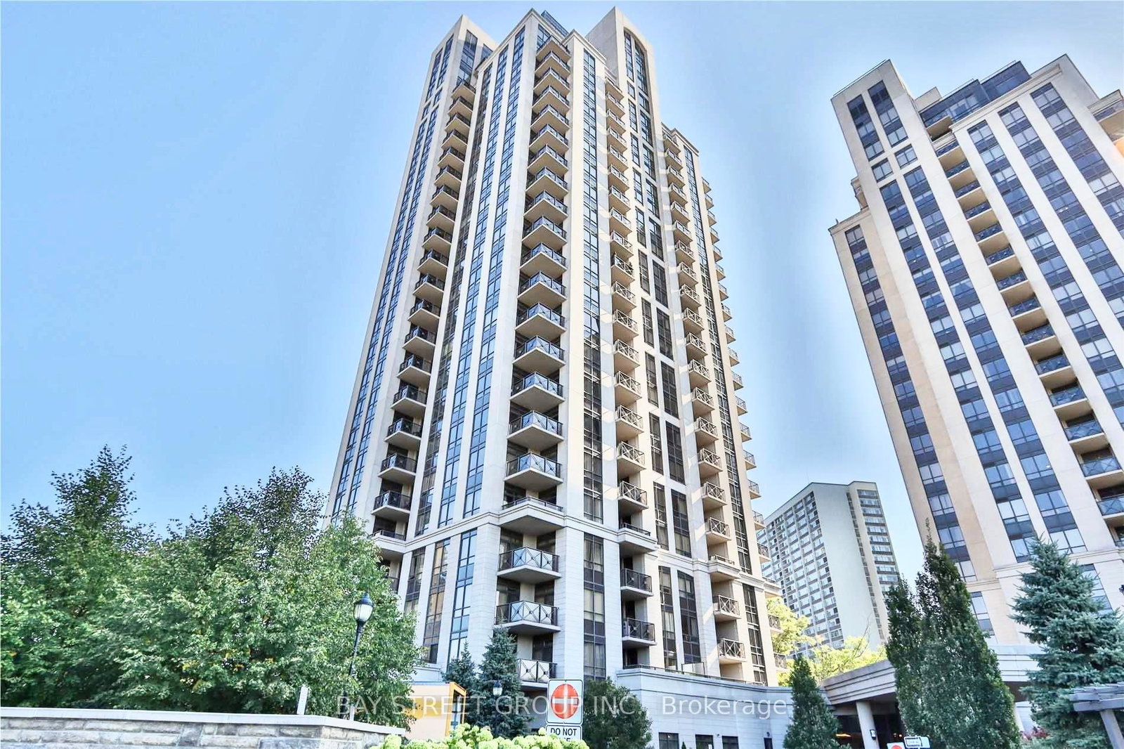 133-wynford-drive-north-york-ontario-c13165612