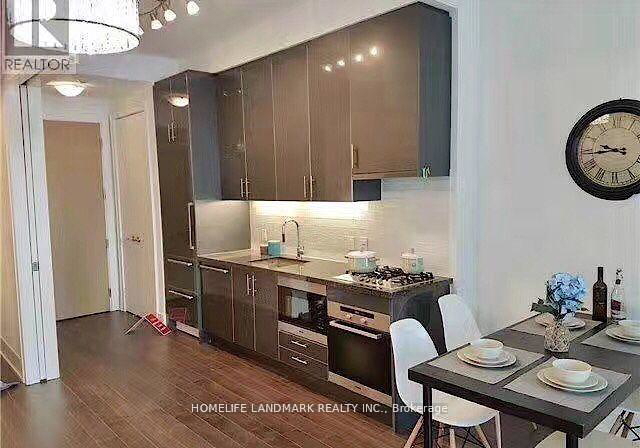 39-queens-quay-e-toronto-ontario-c13165622