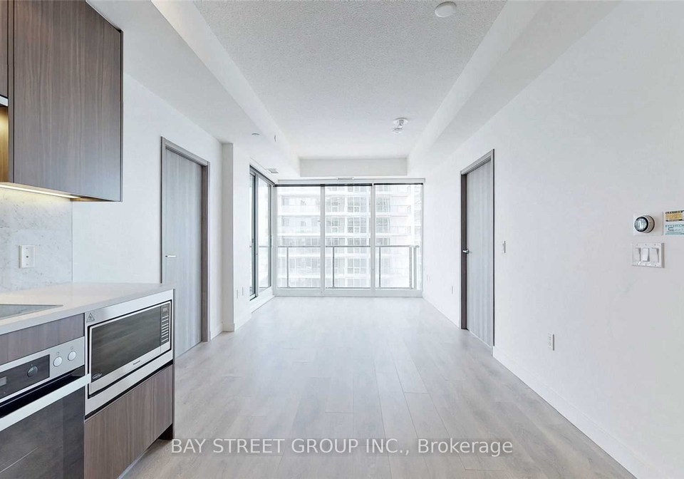 95-mcmahon-drive-north-york-ontario-c13165718