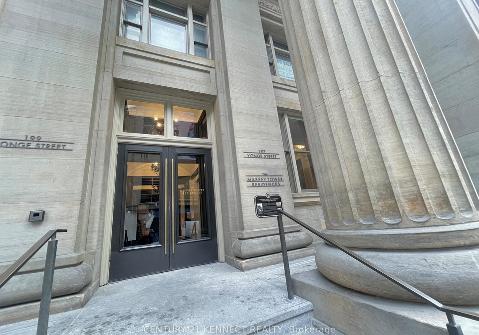 197-yonge-street-toronto-ontario-c13165720