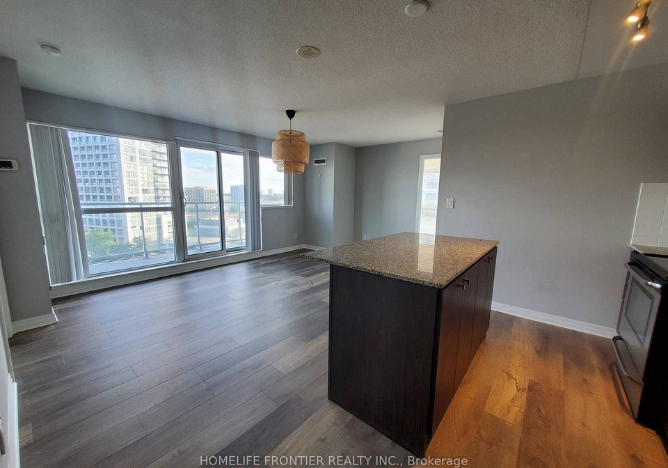 2015-sheppard-avenue-e-north-york-ontario-c13165982