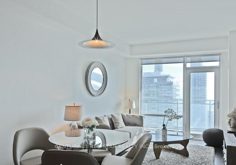 21-widmer-street-toronto-ontario-c13166022