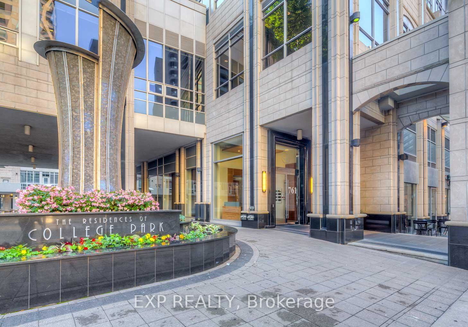 761-bay-street-toronto-ontario-c13166064