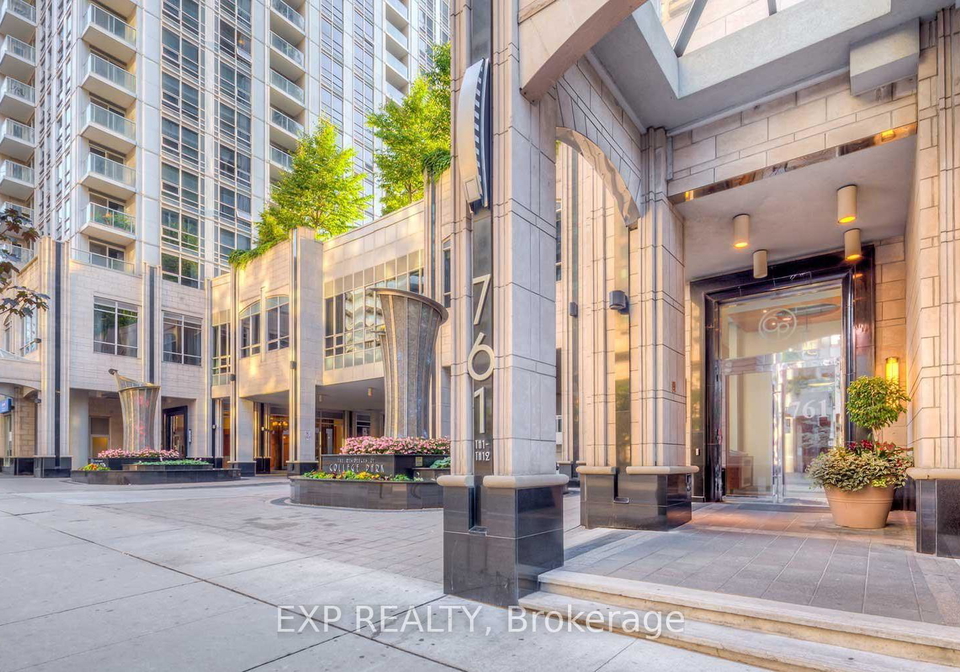 761-bay-street-toronto-ontario-c13166064