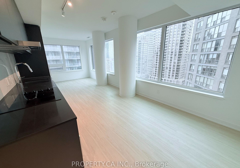 8-wellesley-street-w-toronto-ontario-c13166104