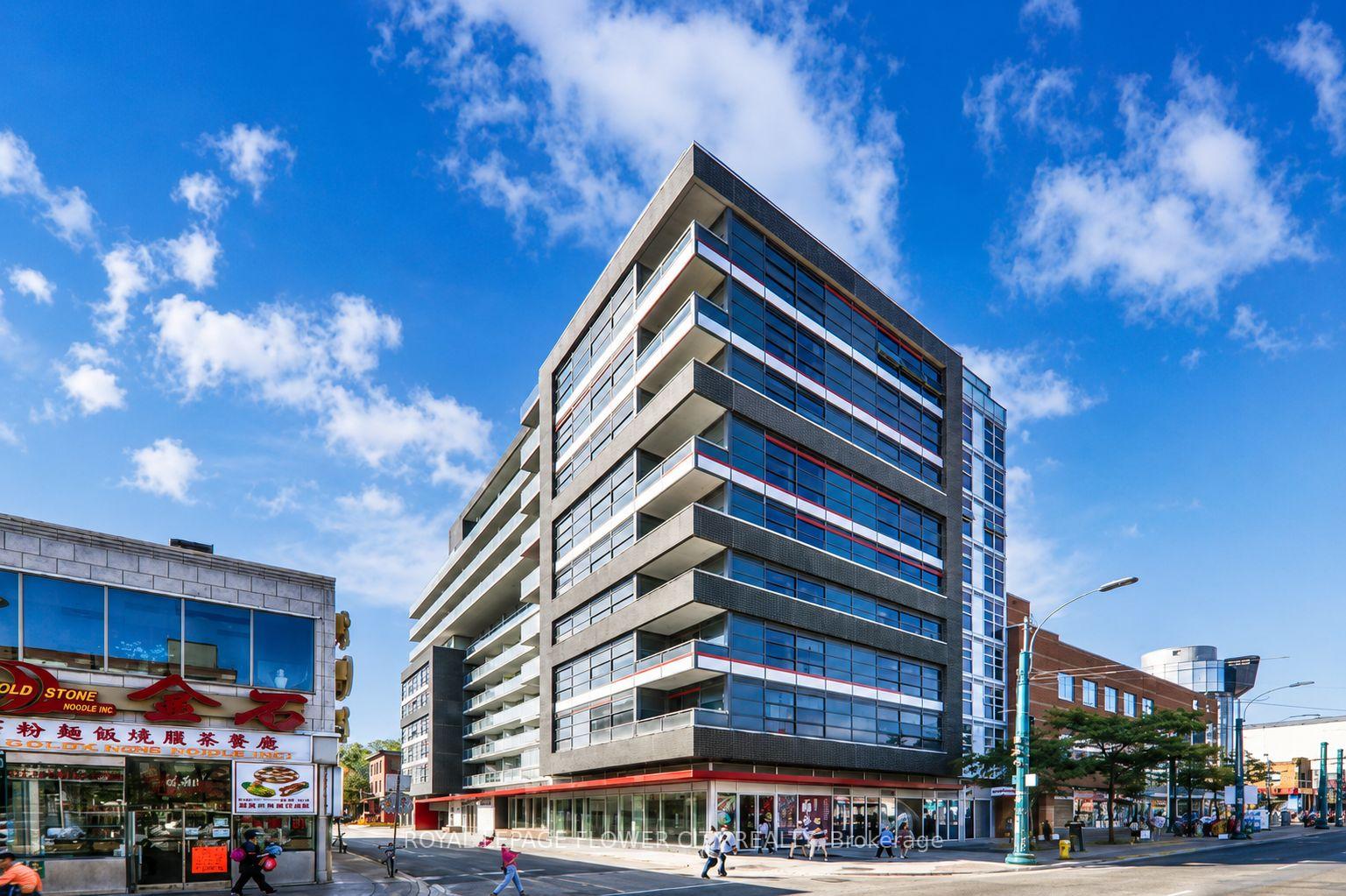 10-willison-square-toronto-ontario-c13166422