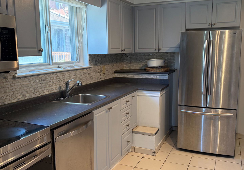 90-billington-crescent-north-york-ontario-c13166480
