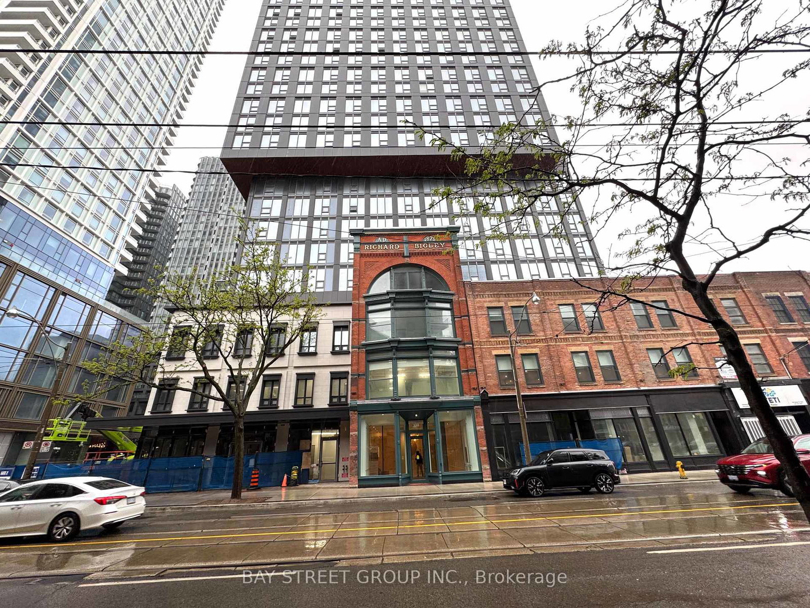 100-queen-street-e-toronto-ontario-c13166660