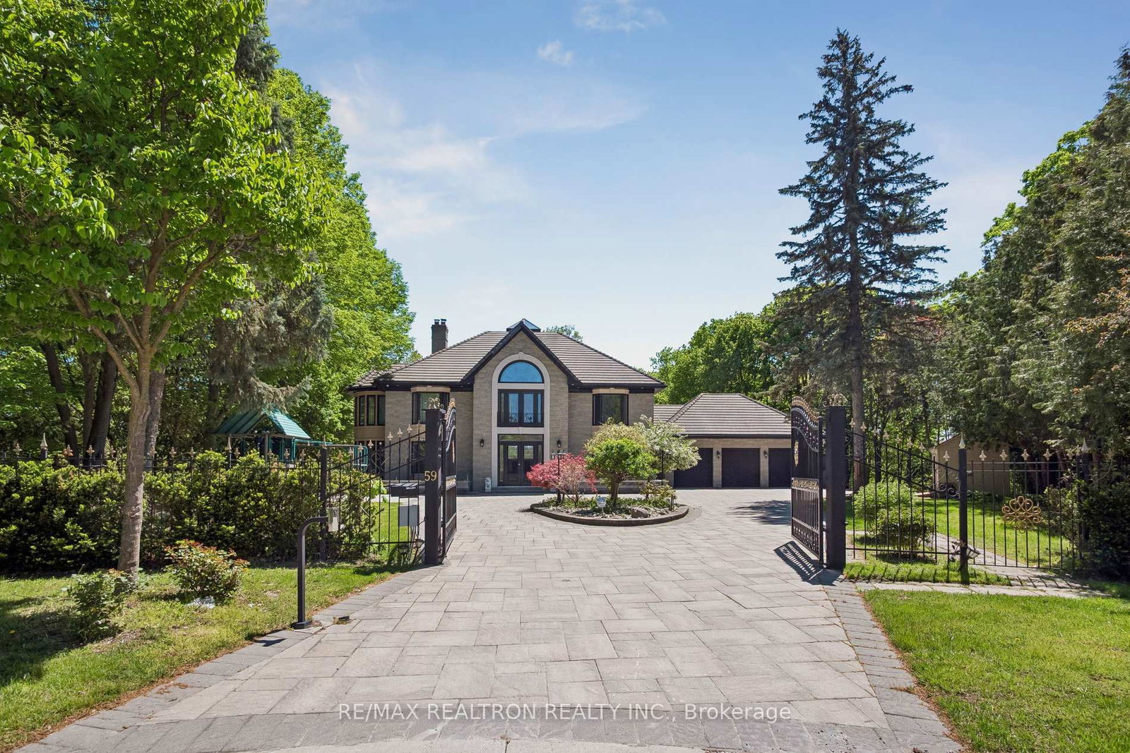 59-hi-mount-drive-north-york-ontario-c13166678