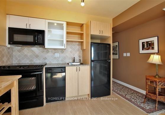 600-fleet-street-toronto-ontario-c13167036