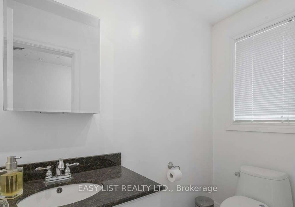 41-churchill-avenue-toronto-ontario-c13167042