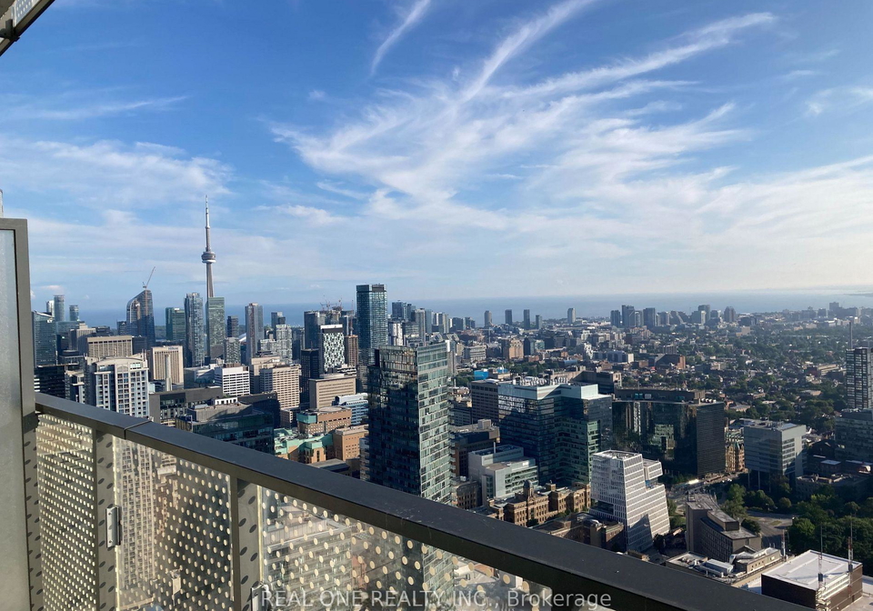 11-wellesley-street-w-toronto-ontario-c13167066