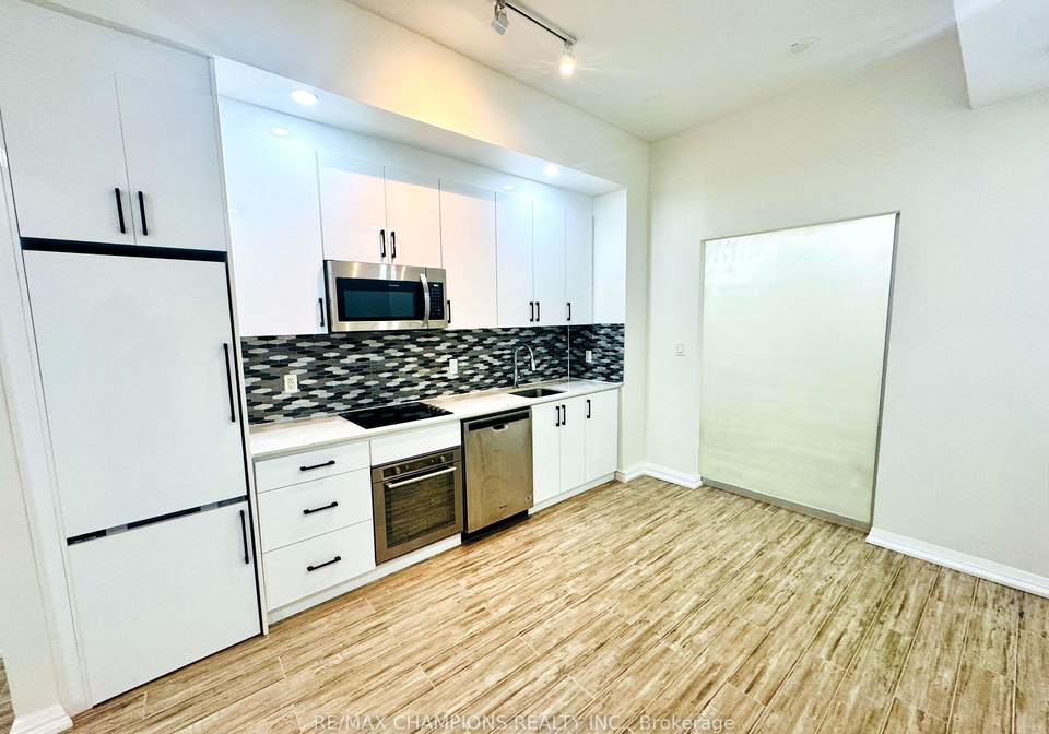 460-adelaide-street-e-toronto-ontario-c13167172