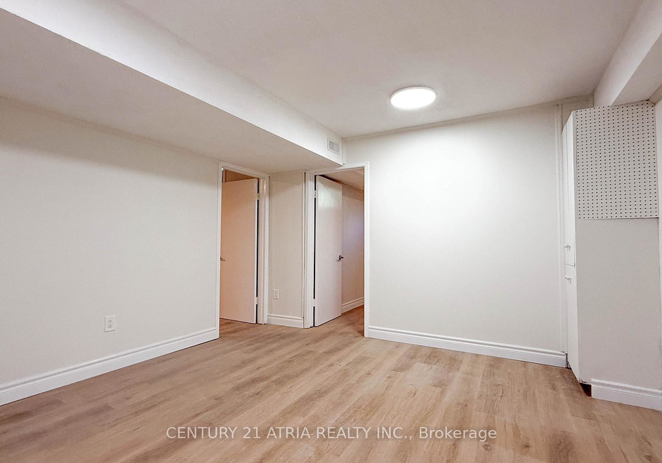 151-fenn-avenue-north-york-ontario-c13167228