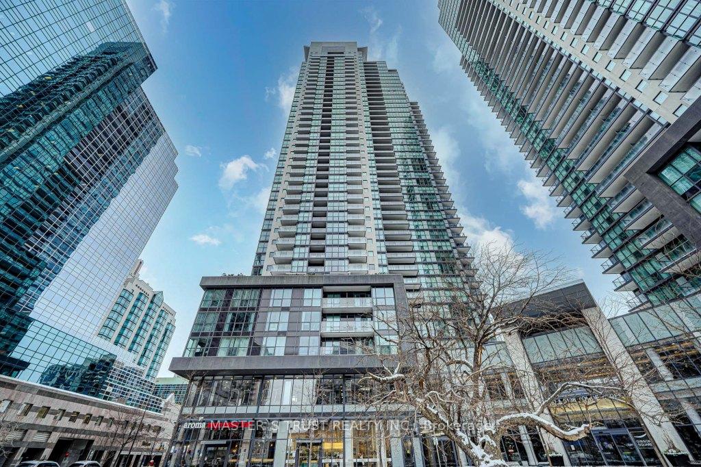 5162-yonge-street-toronto-ontario-c13167256