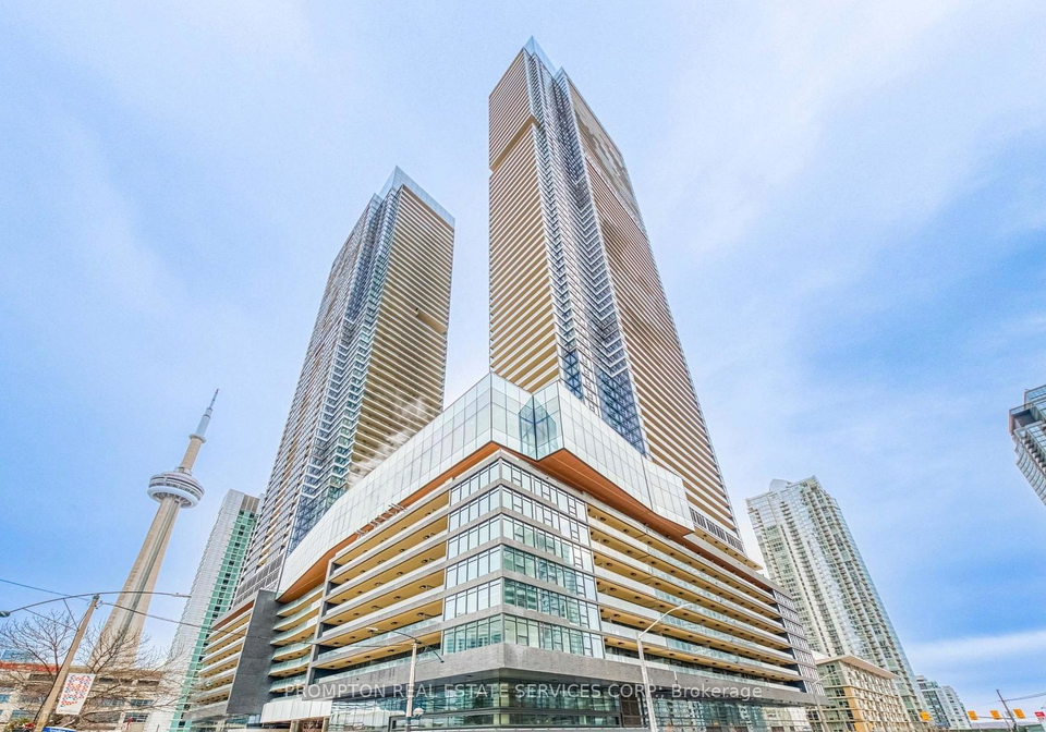 3-concord-cityplace-way-toronto-ontario-c13167262