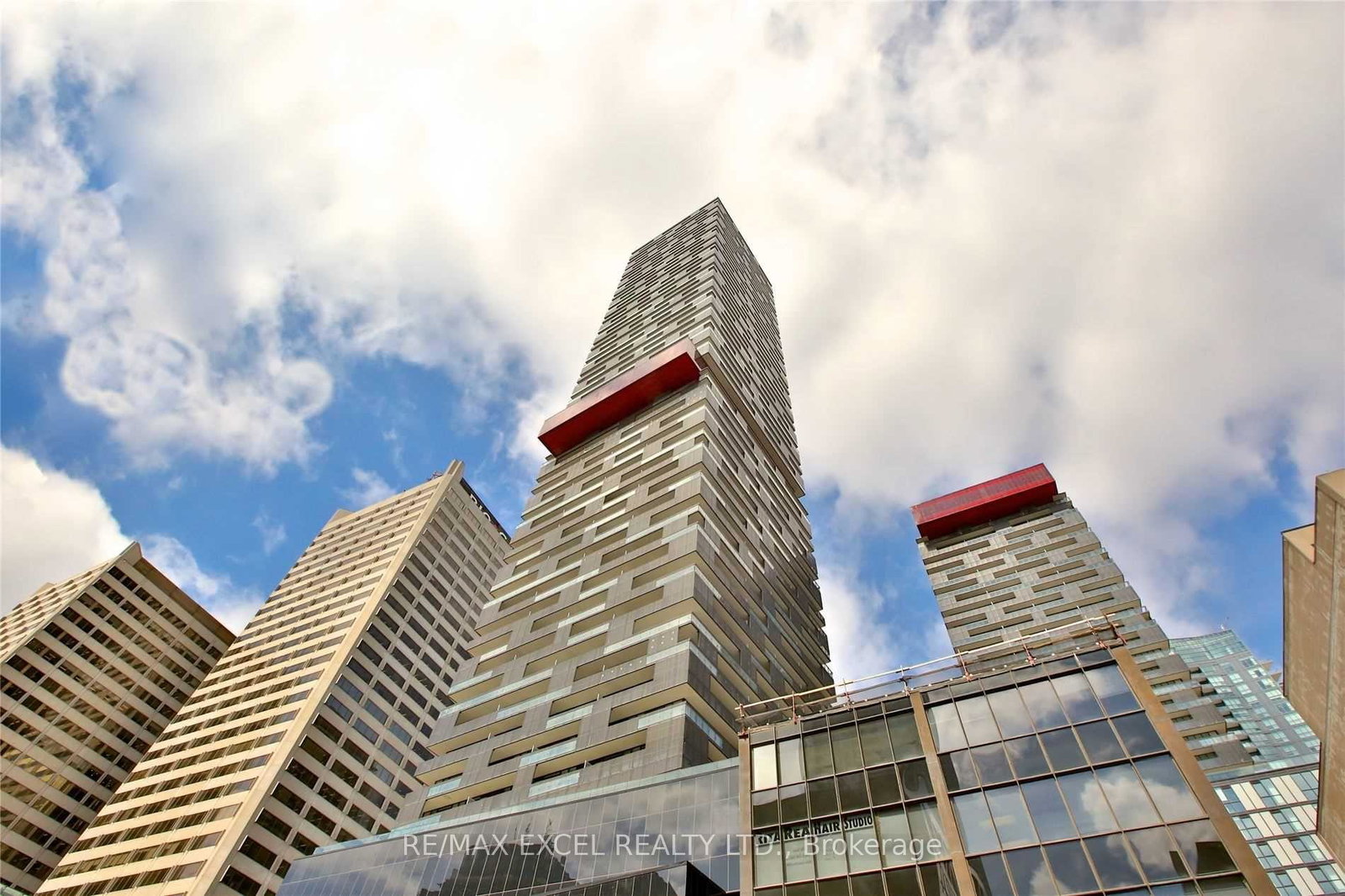 8-eglinton-avenue-e-toronto-ontario-c13167402