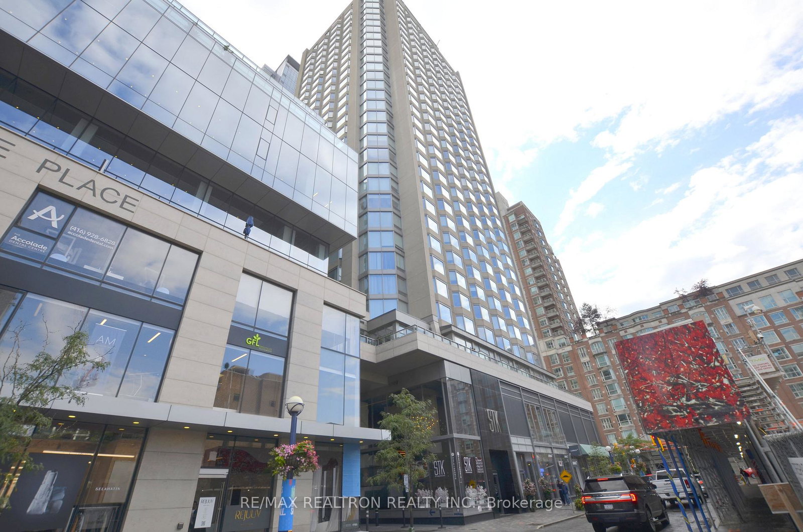 155-yorkville-avenue-toronto-ontario-c13167422